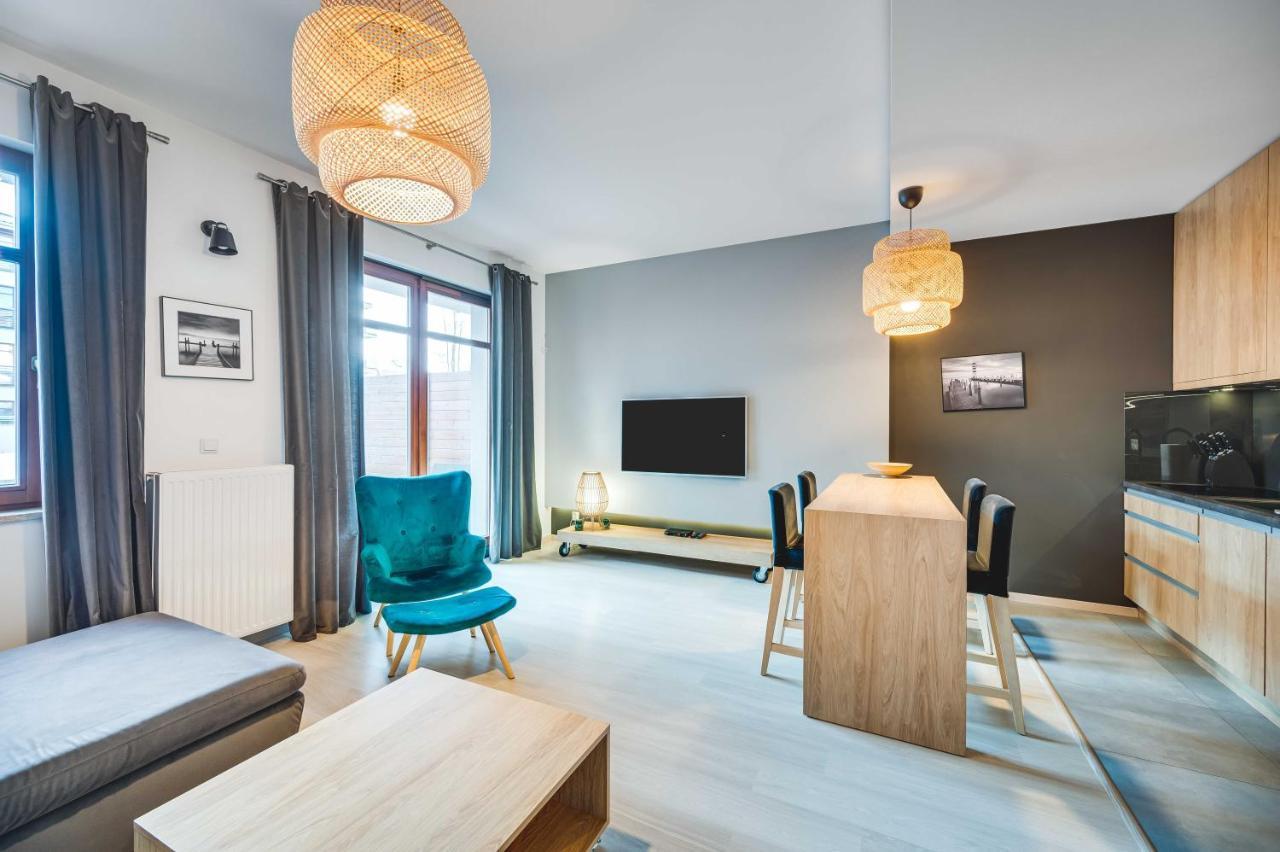 Greenwood With Terrace - Neptun Park By Oneapartments Danzica Esterno foto